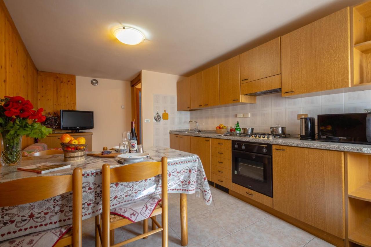 Le Vieux Noyer - Appartamenti Al Verde Villaggio Di Rumiod Сен-Пиер Екстериор снимка
