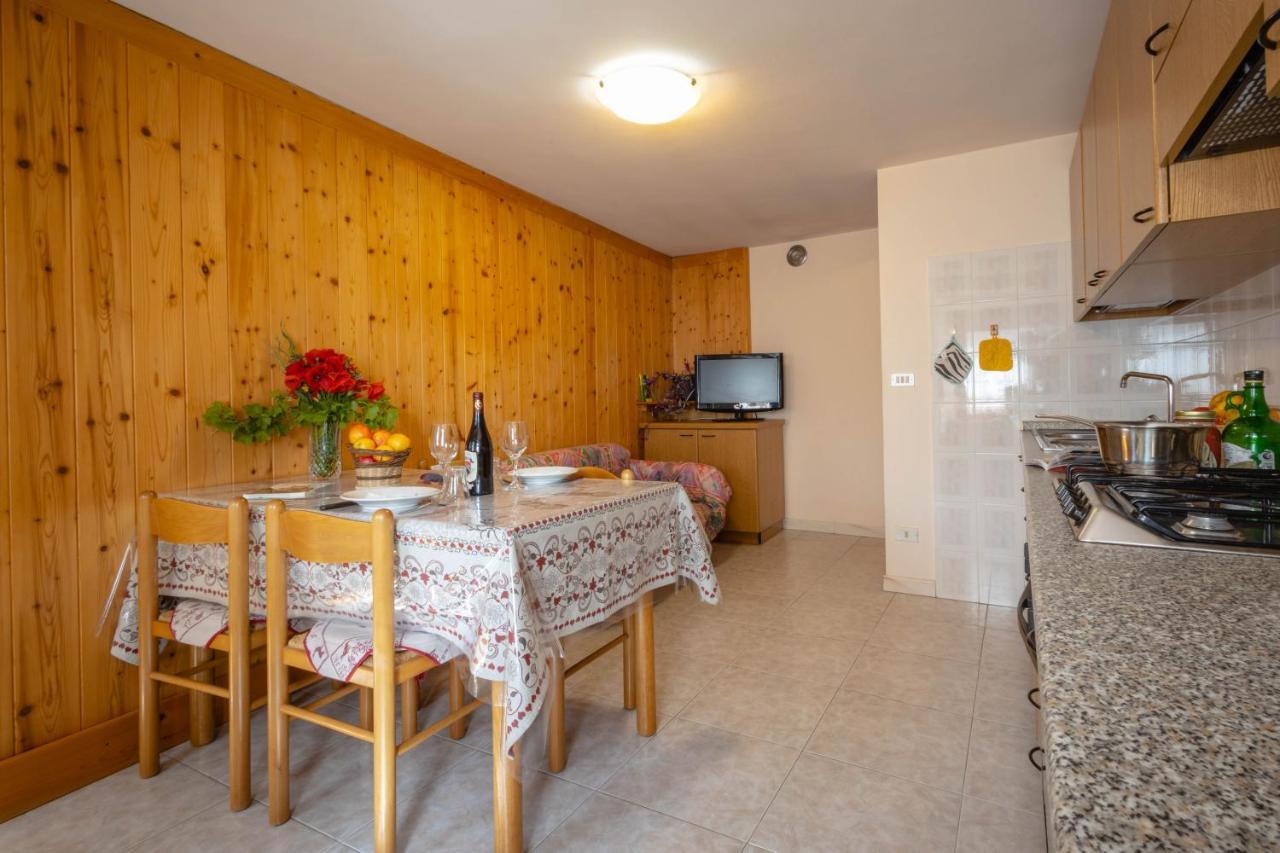 Le Vieux Noyer - Appartamenti Al Verde Villaggio Di Rumiod Сен-Пиер Екстериор снимка