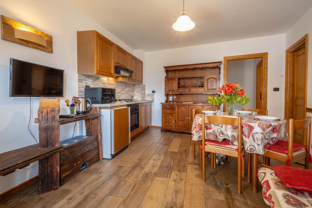 Le Vieux Noyer - Appartamenti Al Verde Villaggio Di Rumiod Сен-Пиер Екстериор снимка