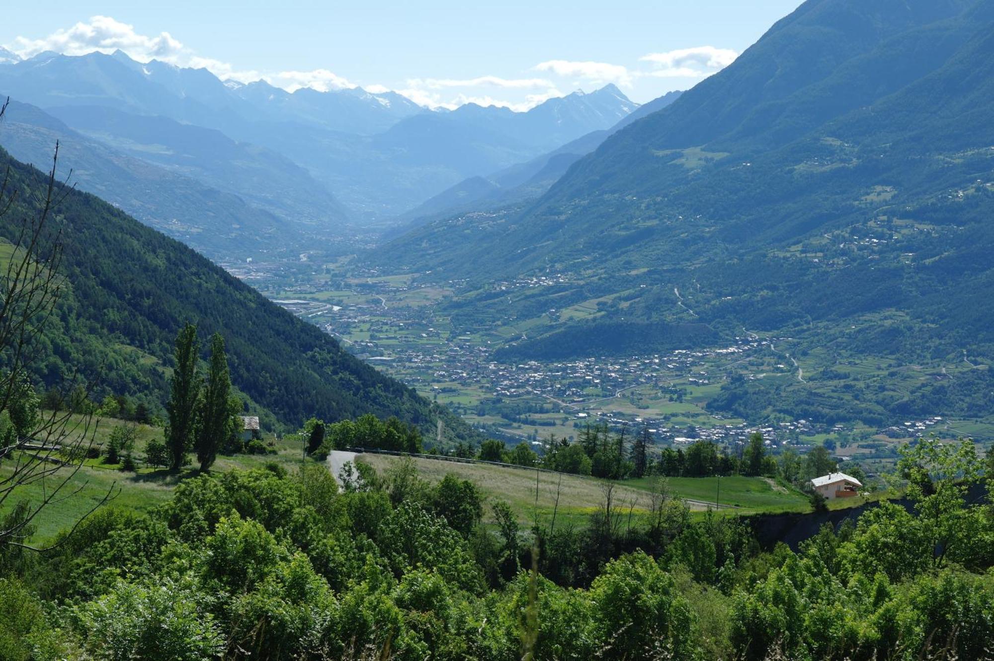 Le Vieux Noyer - Appartamenti Al Verde Villaggio Di Rumiod Сен-Пиер Екстериор снимка